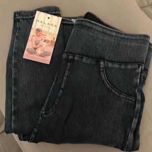 Halara NWT stretchy denim leggings